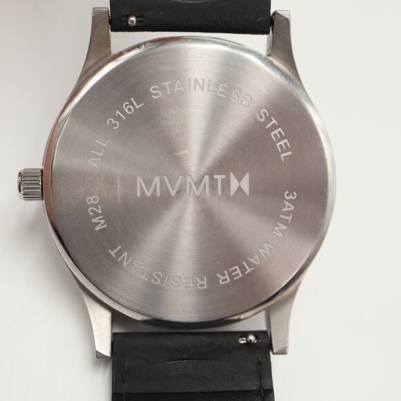 MVMT Classic Mens Dress Watch 45mm Date Dial Black Leather w New Battery - Picture 14 of 14